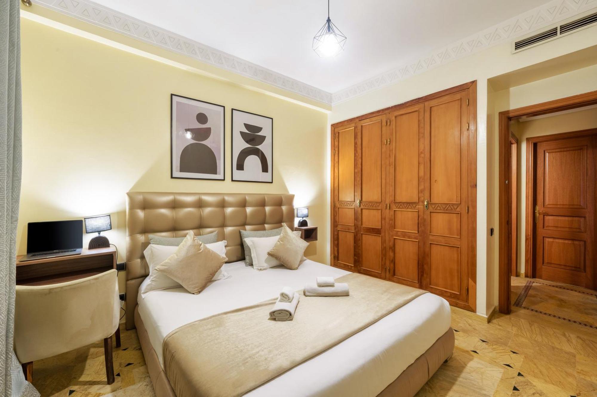 Appartement Haut Standing Gueliz Plaza Avec Vue Marrakesh Luaran gambar